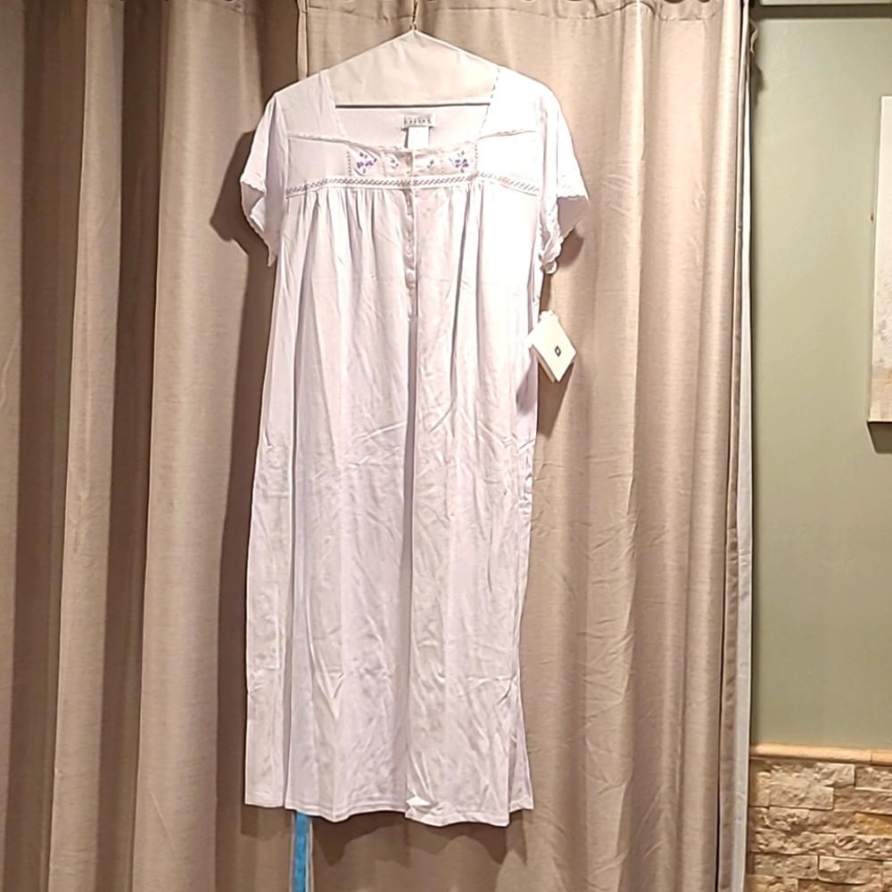 Celestial Dreams ladies brand new gown.